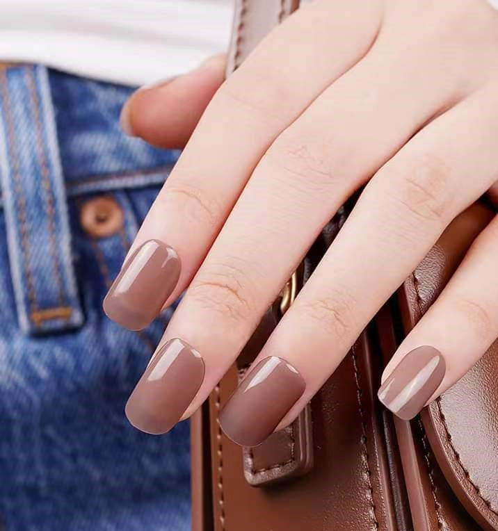 FUDGE Long-Lasting Gel Nail Sticker Kit - Vegan, Cruelty-Free, and Non-Toxic