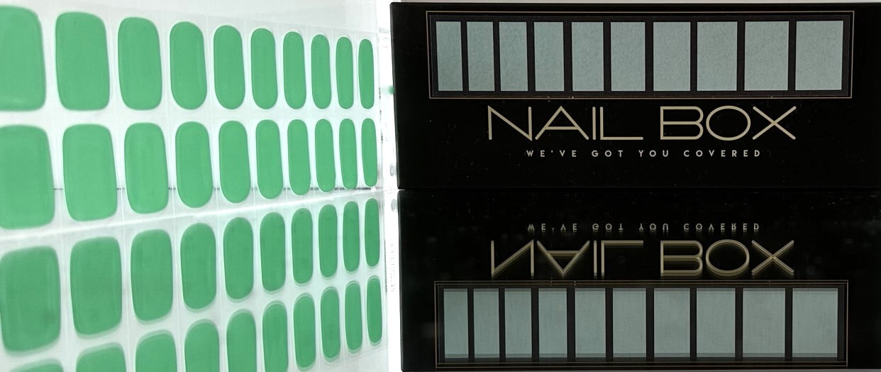 TIFF green 20pc Peel-Off Gel Nail Stickers - Easy Removal, LED Light, Vegan & Cruelty-Free