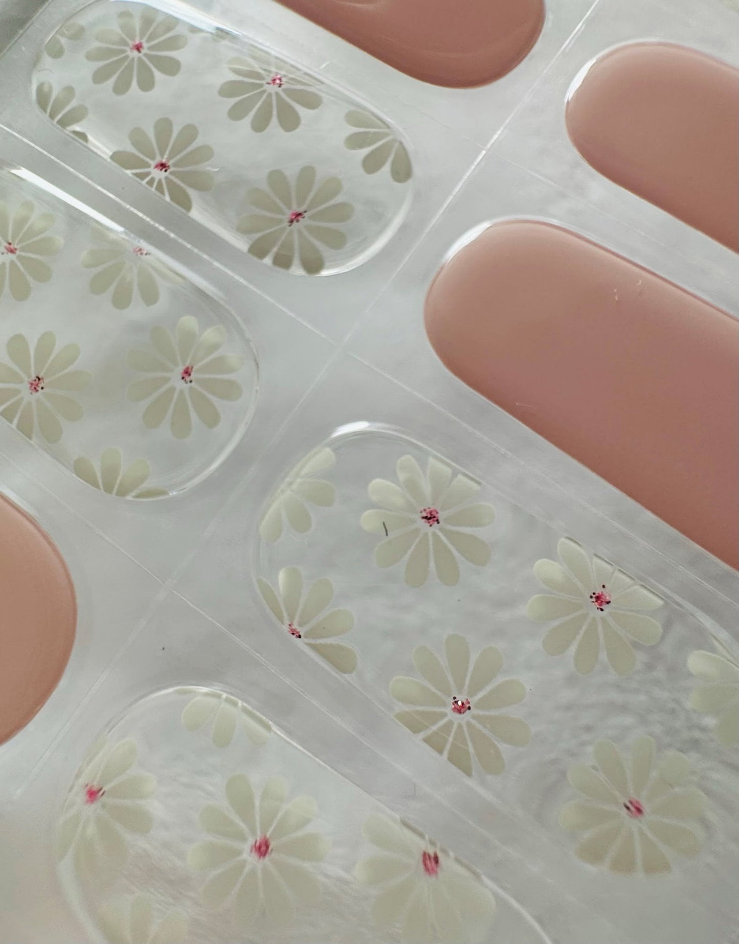 ALL MINE PINK 20pc Long-Lasting Gel Nail Sticker Kit - Vegan, Cruelty-Free, and Non-Toxic