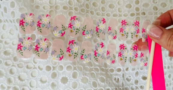 ANNIE Vegan Gel Nail Sticker Collection - Eco-Friendly & Non-Toxic