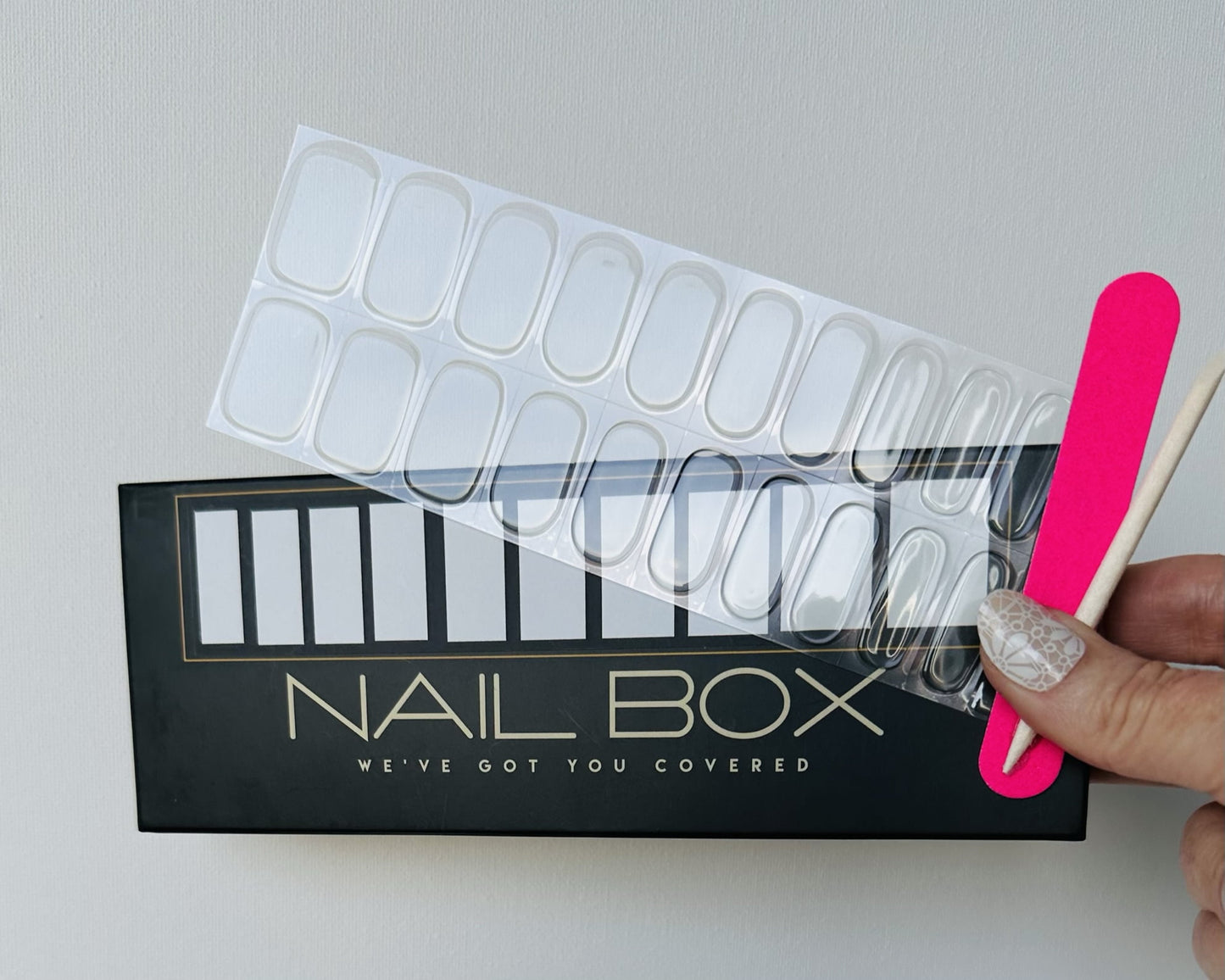 I SEE YOU Peel-Off Gel Nail Stickers - Easy Removal, LED Light, Vegan & Cruelty-Free