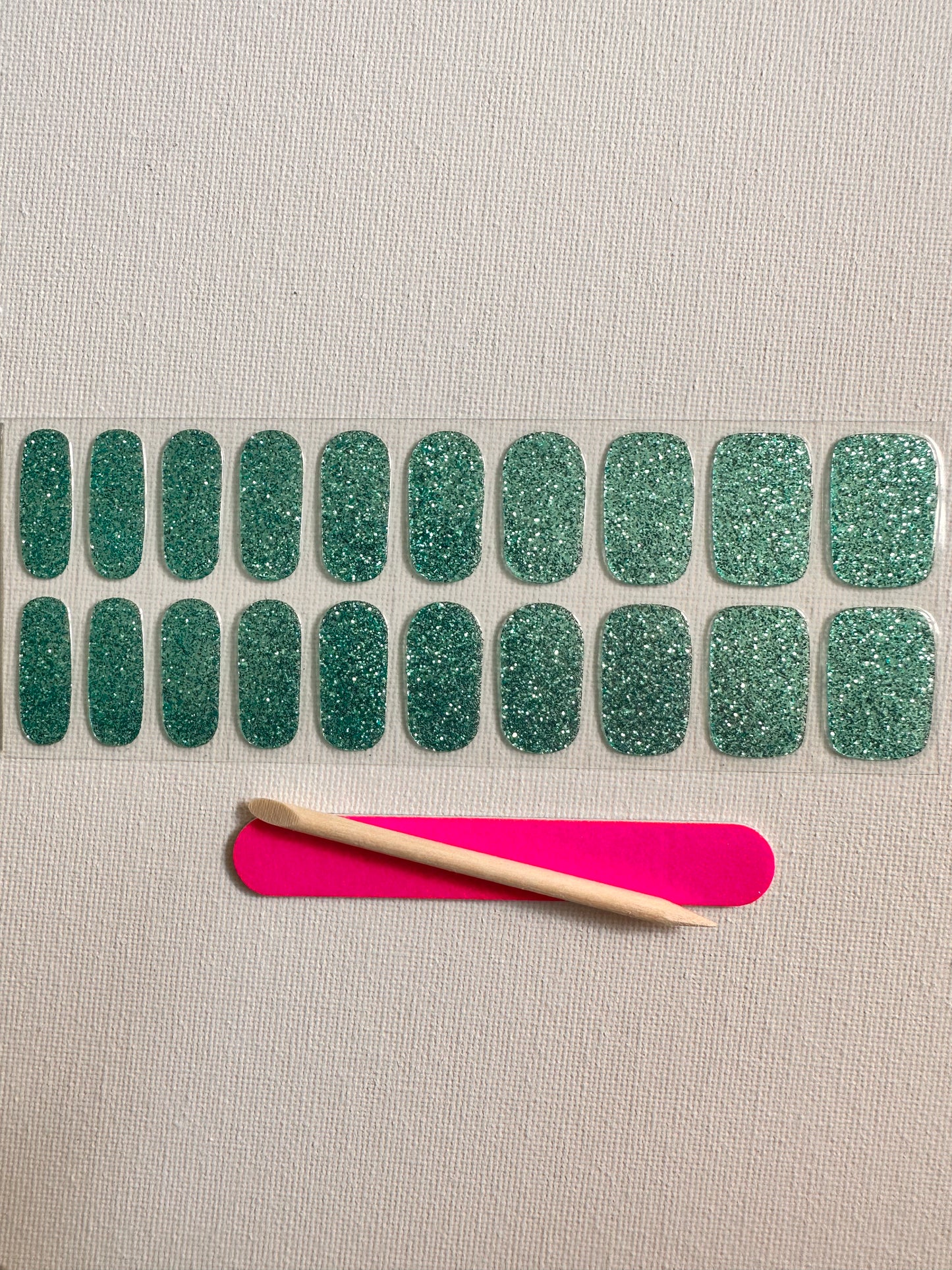 SUGAR BABE BLUE 20pc Long-Lasting Gel Nail Sticker Kit - Vegan, Cruelty-Free, and Non-Toxic