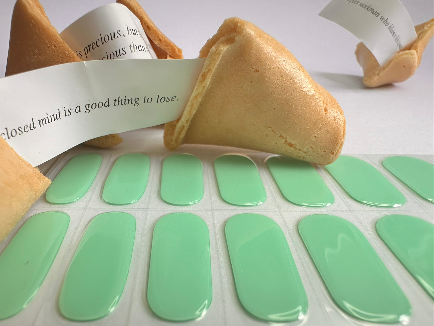 TIFF green 20pc Peel-Off Gel Nail Stickers - Easy Removal, LED Light, Vegan & Cruelty-Free