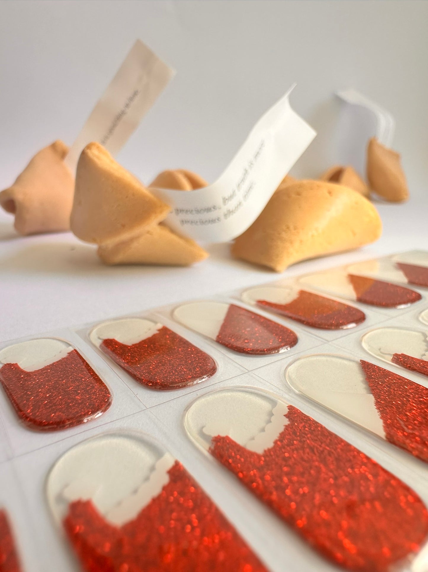 FESTIVE TIPS DIY Gel Manicure Kit - At-Home Salon Quality, No UV Light Needed