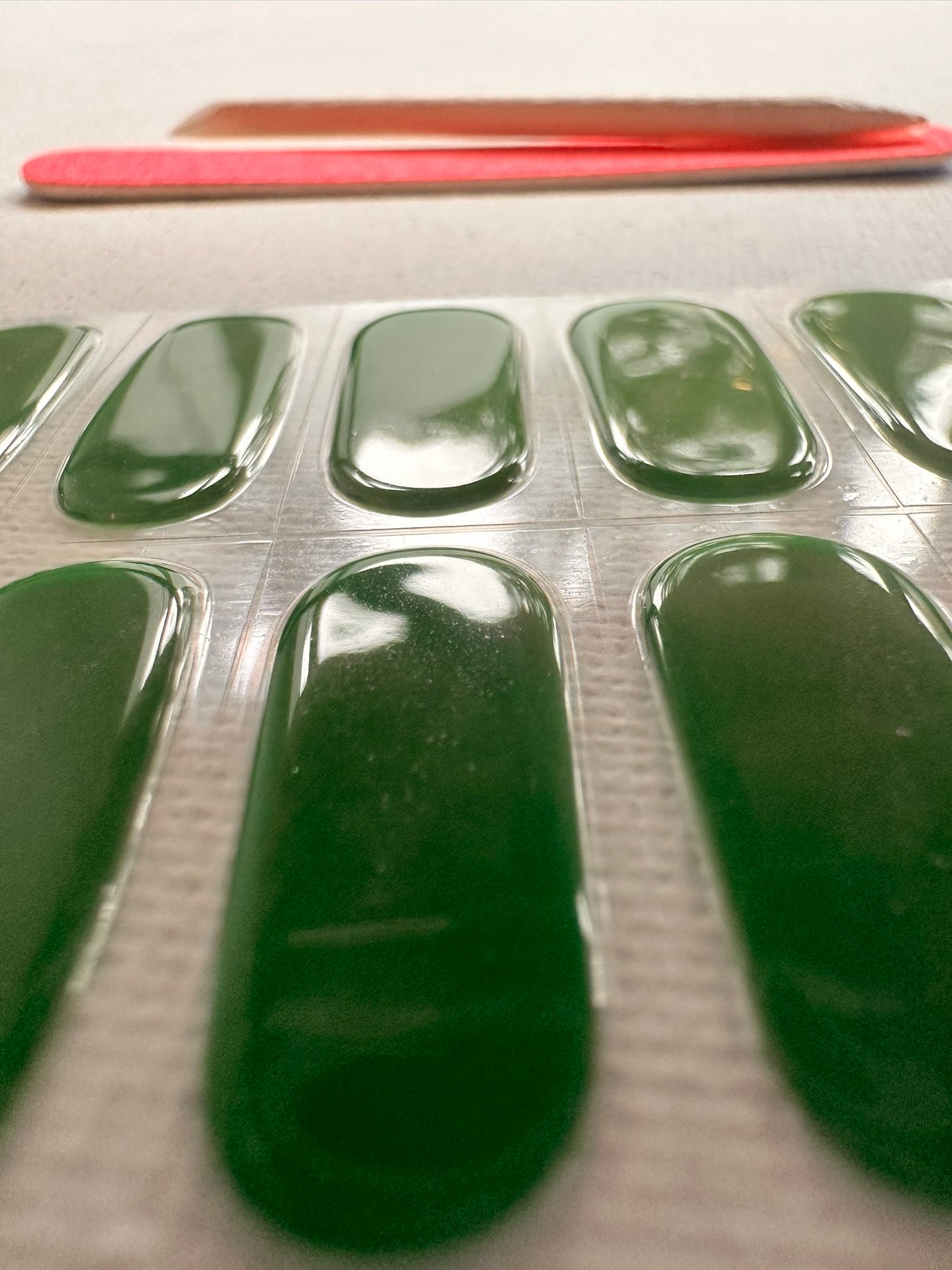 JADE CAT EYE 20pc Peel-Off Gel Nail Stickers - Easy Removal, LED Light, Vegan & Cruelty-Free