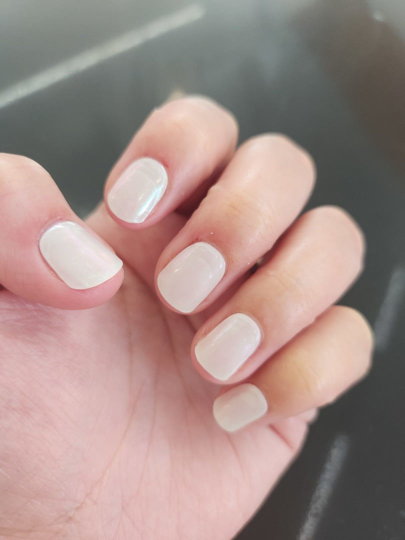 HER DAY PEARLESCENT 20pc Vegan Gel Nail Sticker - Eco-Friendly & Non-Toxic