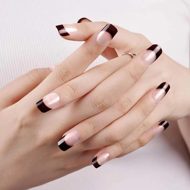 MAROON CHOC TOP 20pc Long-Lasting Gel Nail Sticker Kit - Vegan, Cruelty-Free, and Non-Toxic