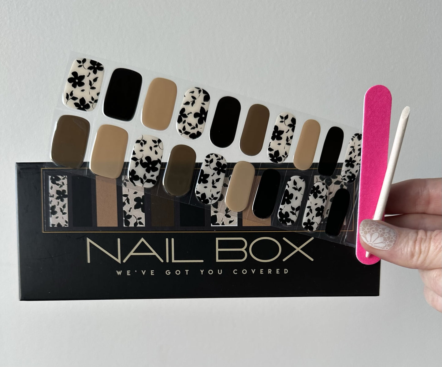 PETAL & POP Long-Lasting Gel Nail Sticker Kit - Vegan, Cruelty-Free, and Non-Toxic